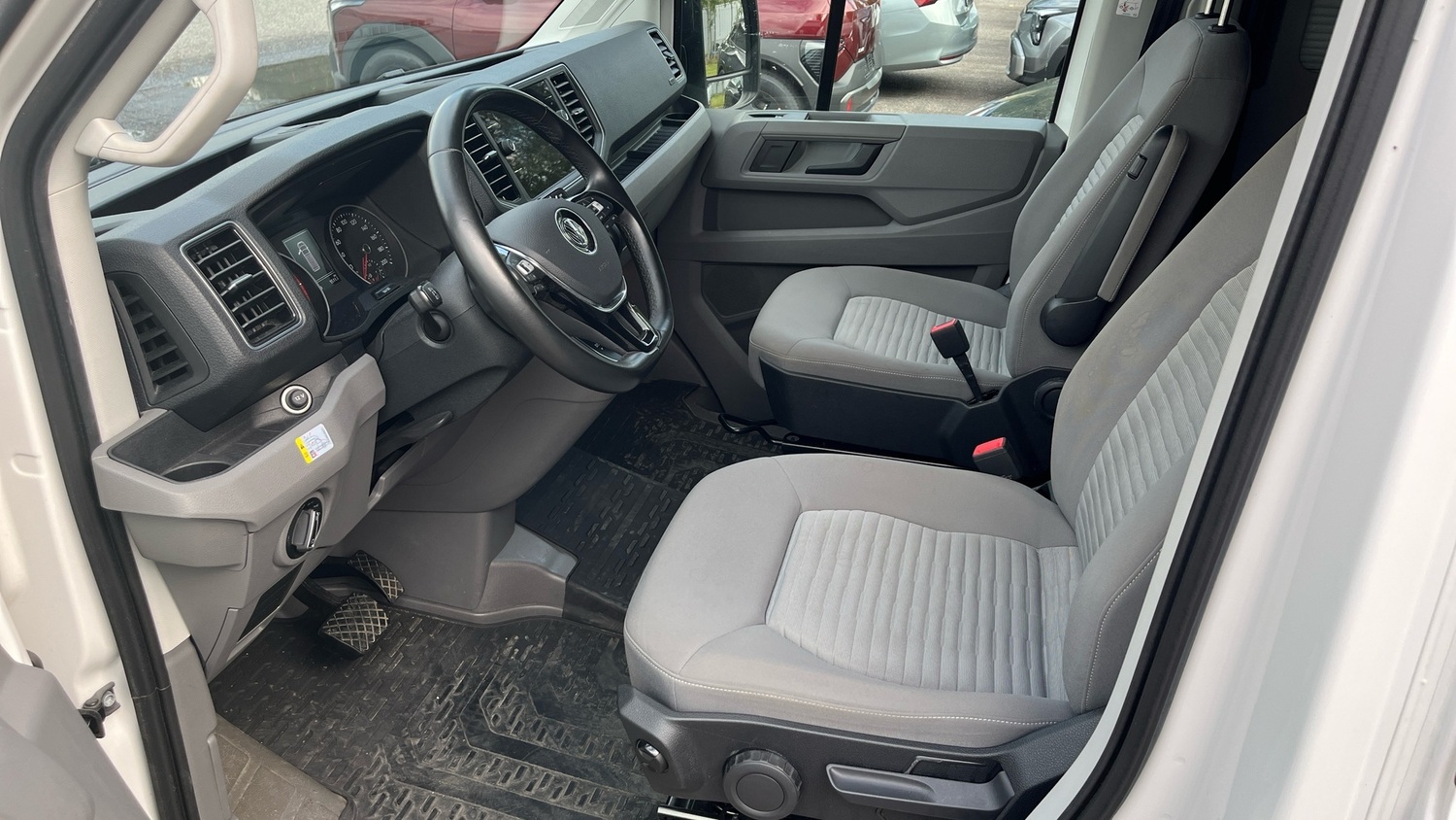 Volkswagen Grand California vaihtoauto