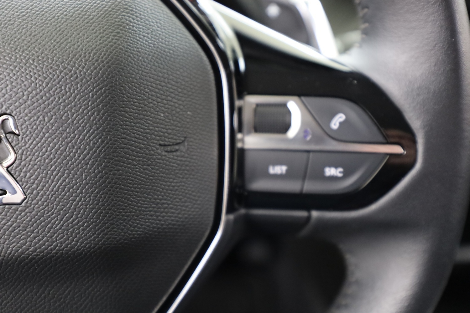 Peugeot 208 vaihtoauto