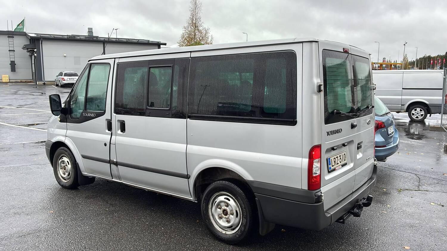 Ford Tourneo vaihtoauto
