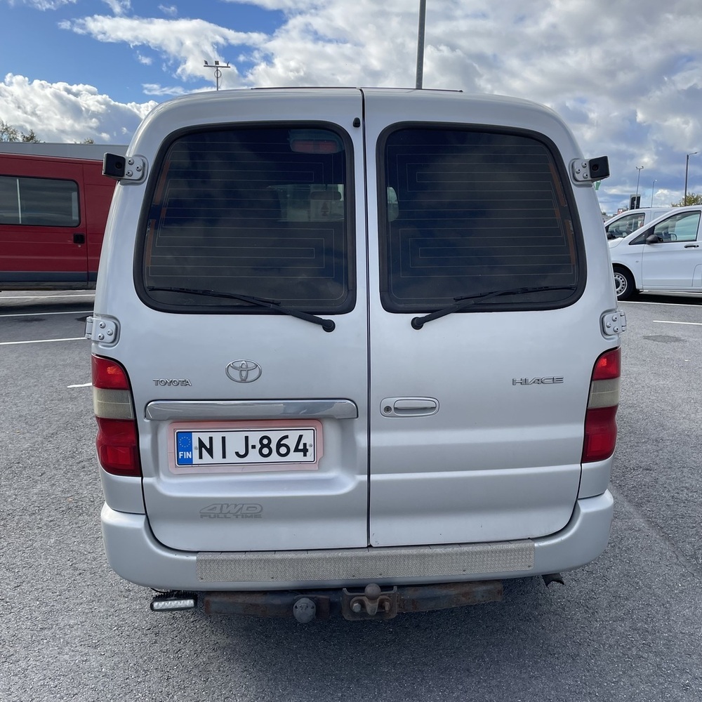 Toyota Hiace vaihtoauto