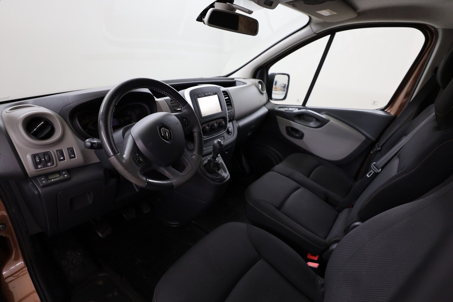 Renault Trafic vaihtoauto