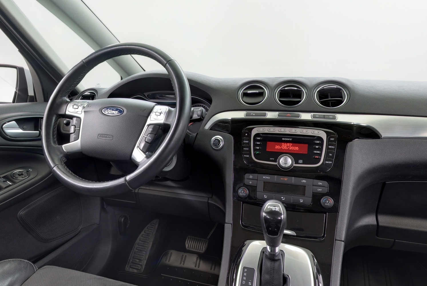Ford S-MAX vaihtoauto