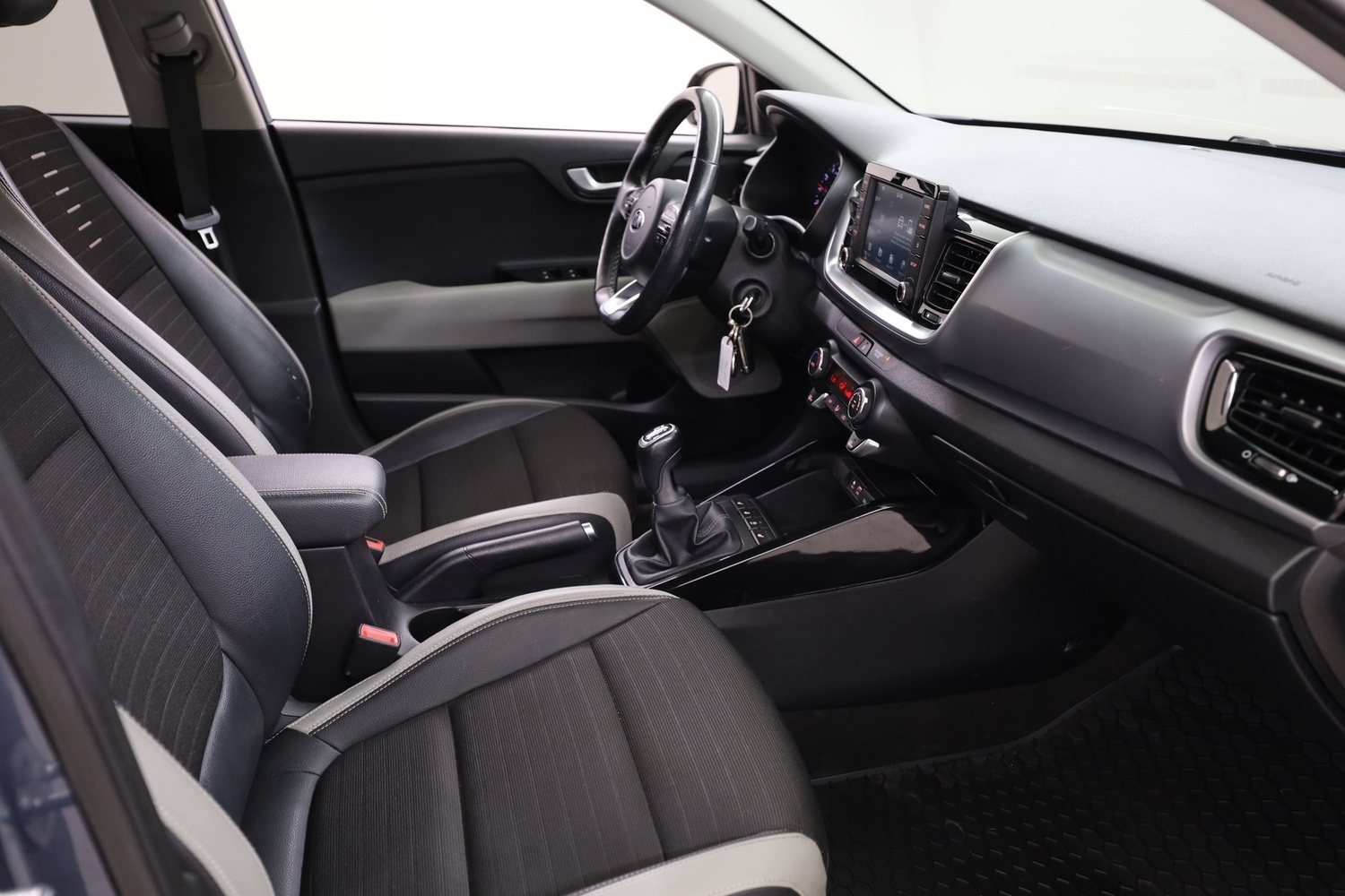 Kia Stonic vaihtoauto