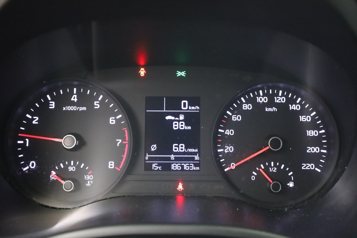 Kia Stonic vaihtoauto