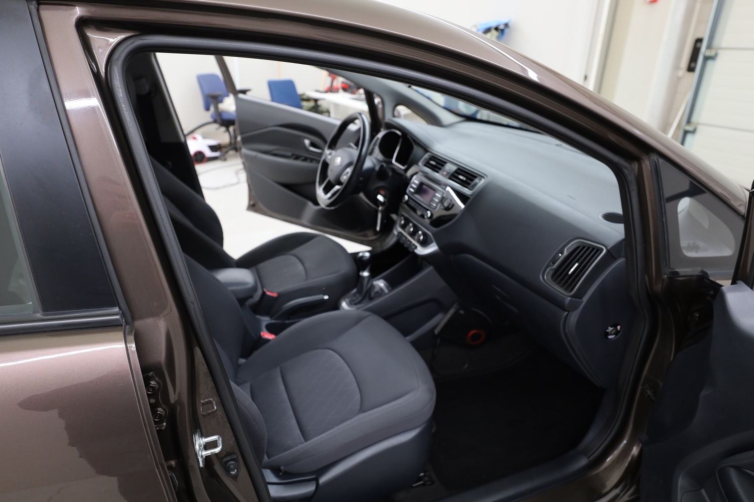 Kia Rio vaihtoauto
