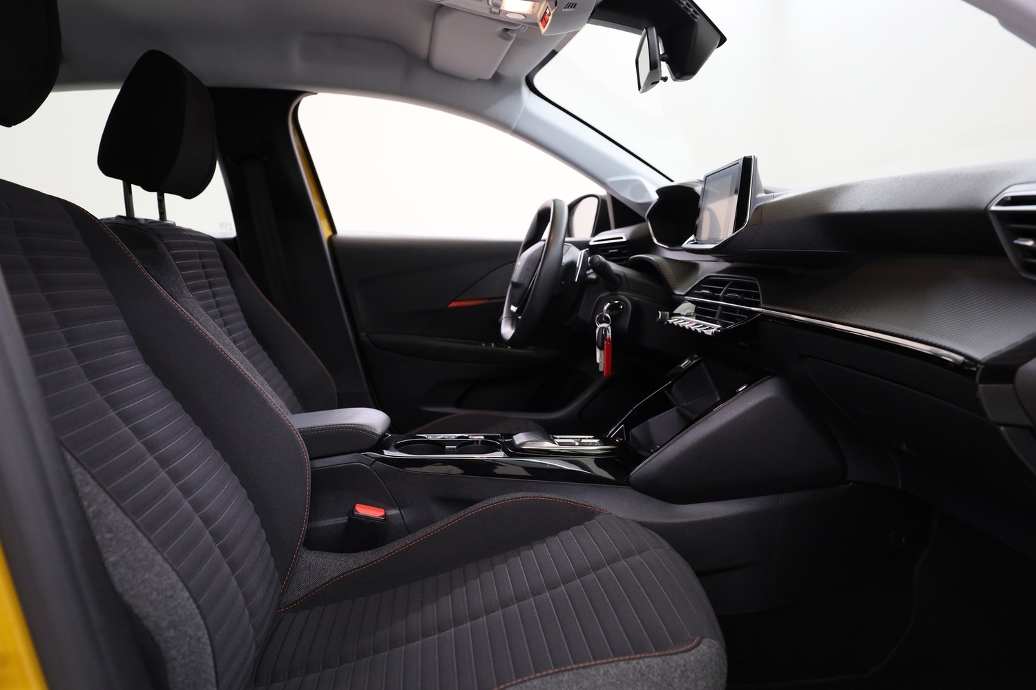 Peugeot 208 vaihtoauto