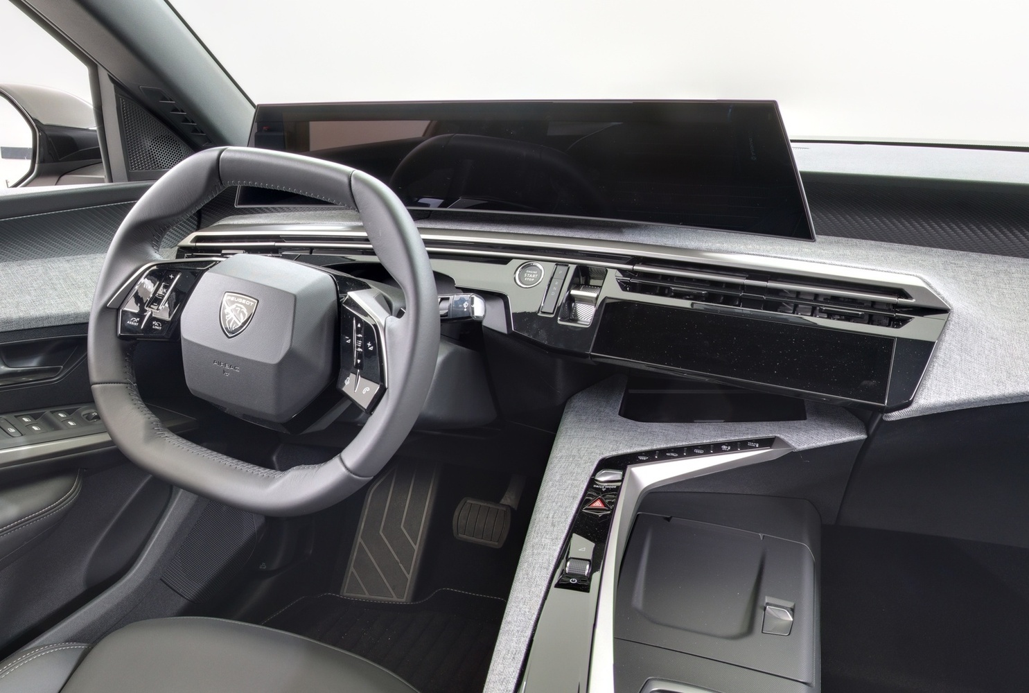 Peugeot E-3008 vaihtoauto