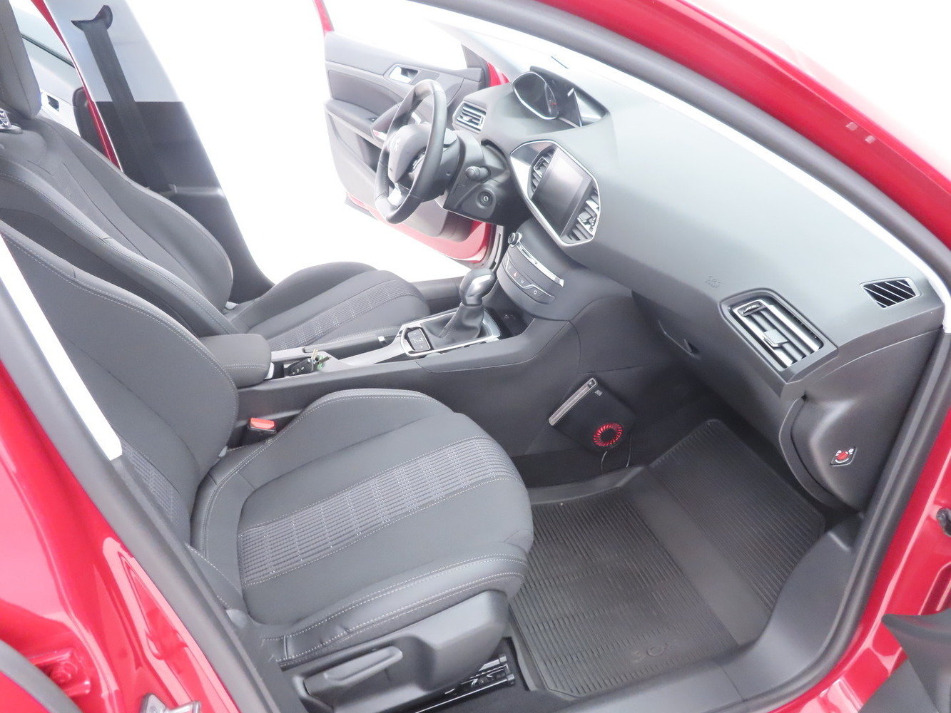 Peugeot 308 vaihtoauto