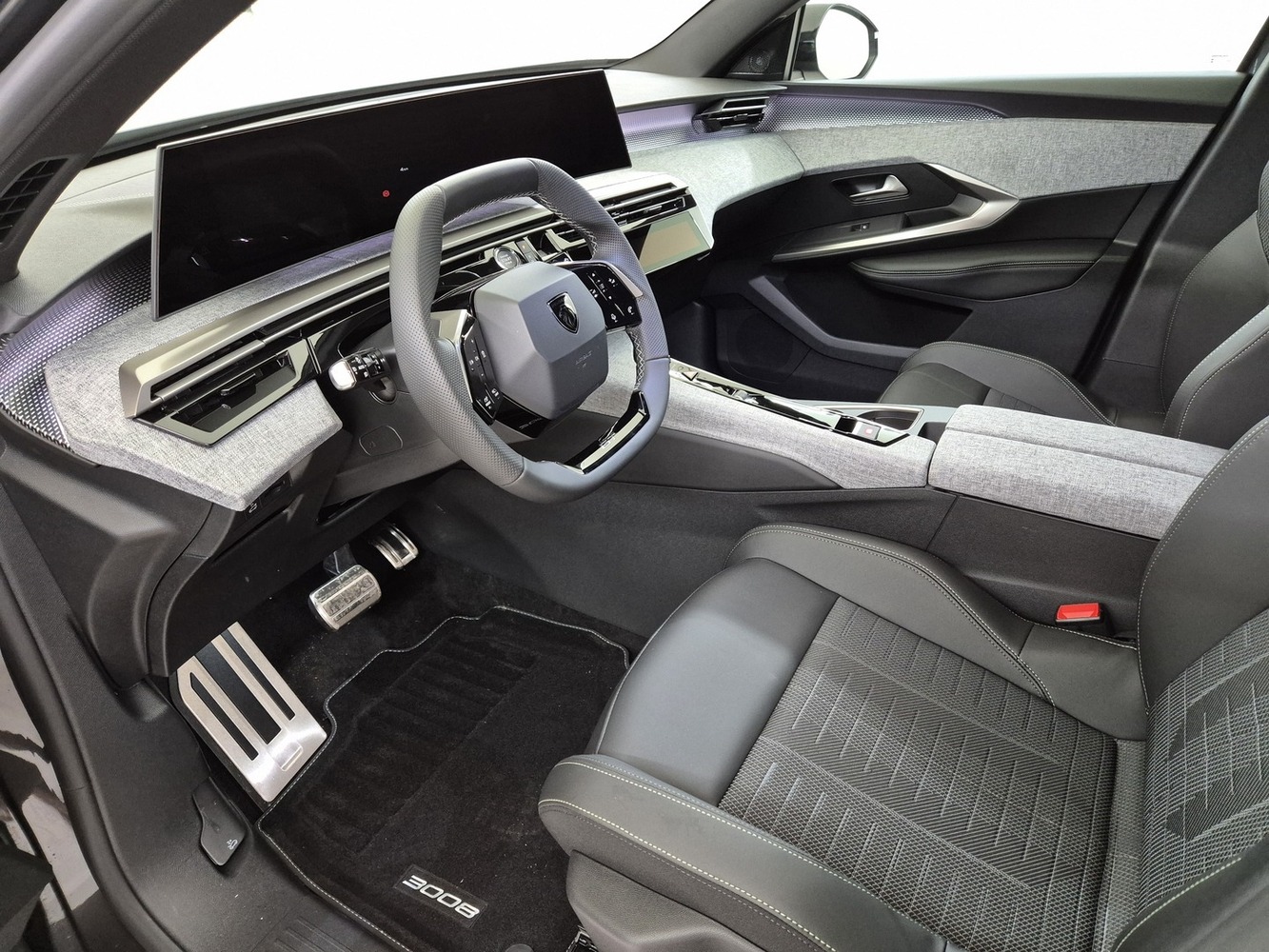 Peugeot E-3008 vaihtoauto