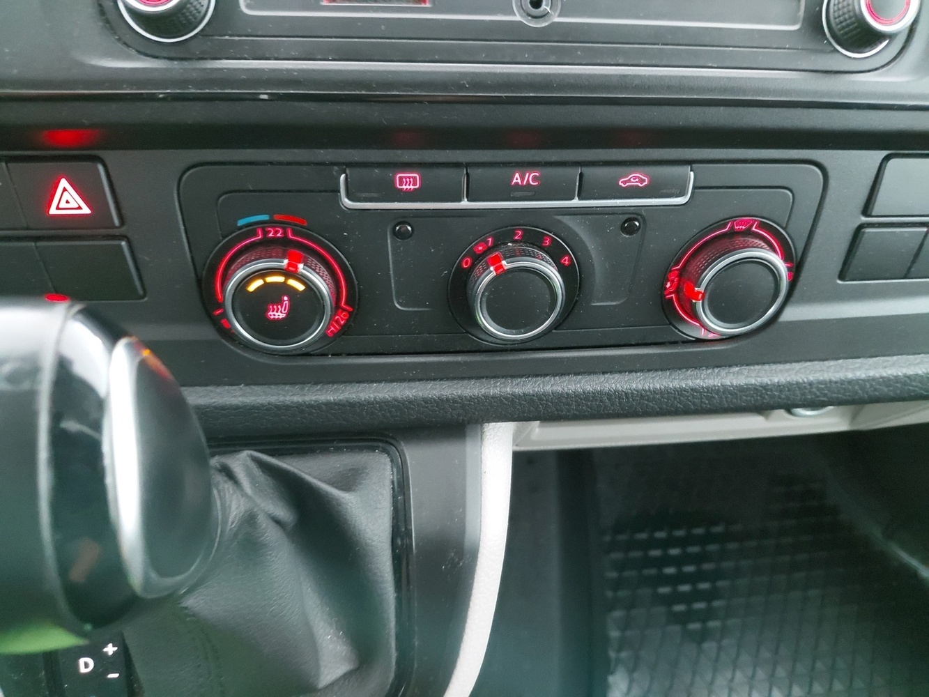Volkswagen Transporter vaihtoauto