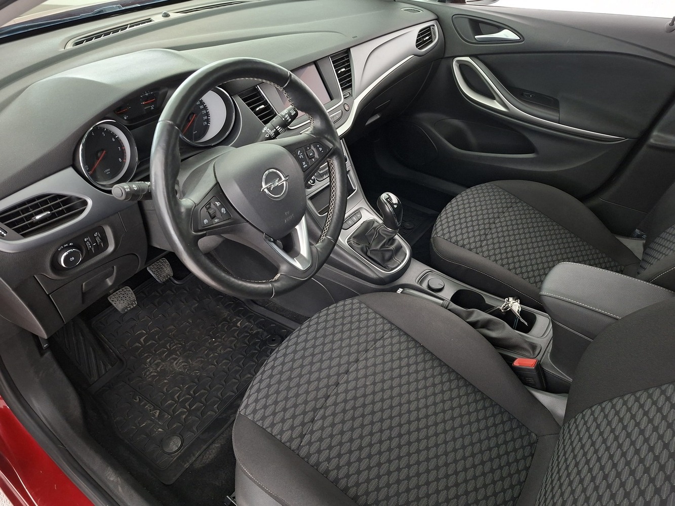 Opel Astra vaihtoauto