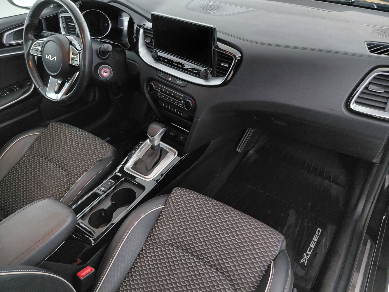 Kia XCeed vaihtoauto