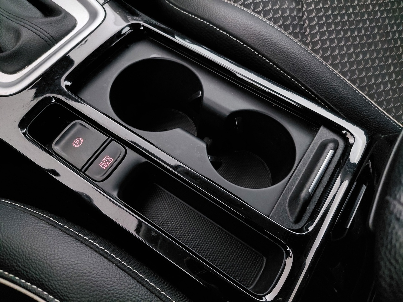 Kia XCeed vaihtoauto
