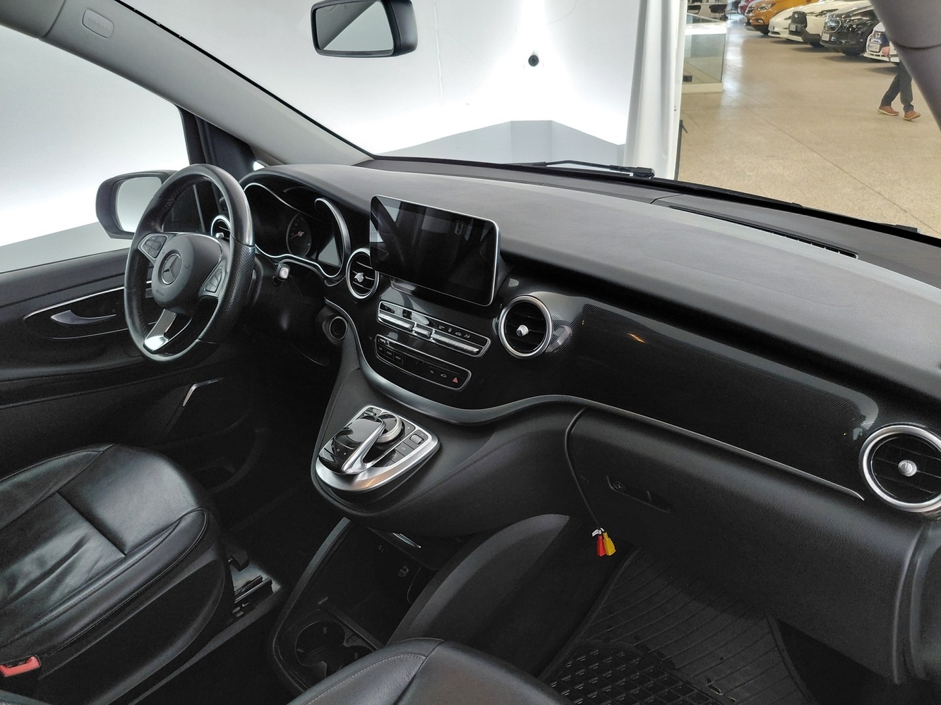 Mercedes-Benz V vaihtoauto