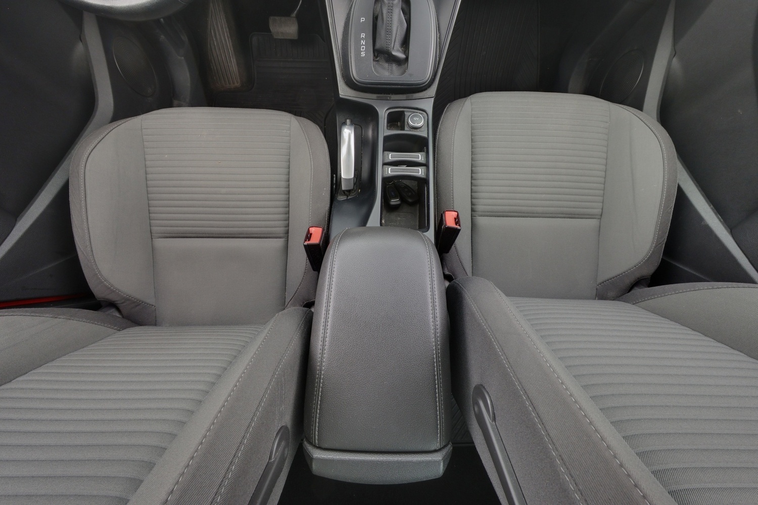 Ford C-MAX vaihtoauto