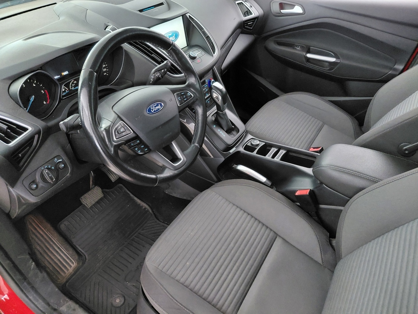 Ford C-MAX vaihtoauto