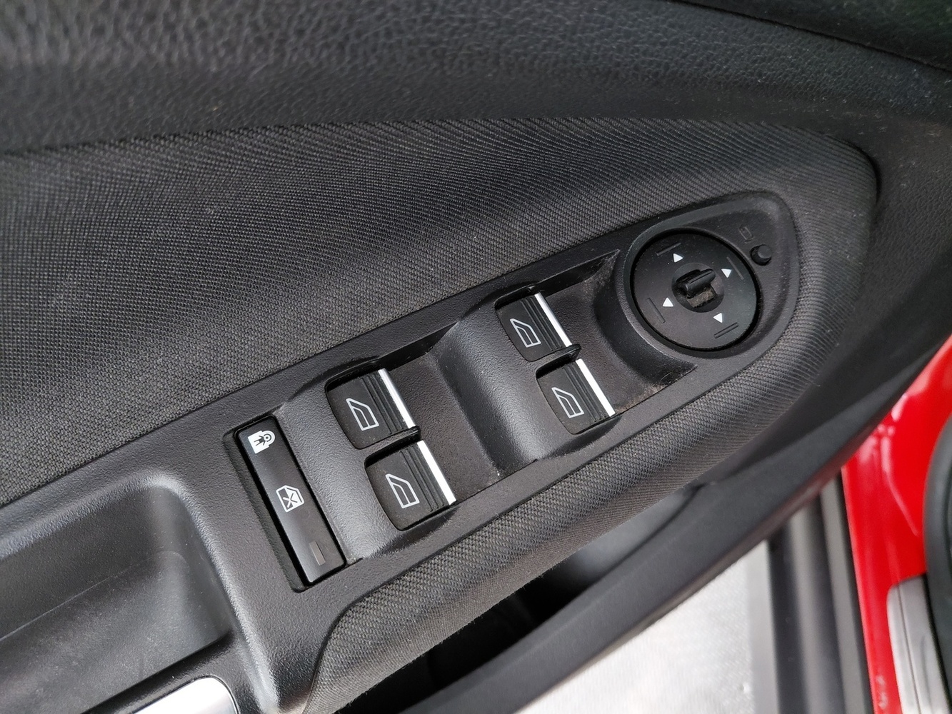 Ford C-MAX vaihtoauto