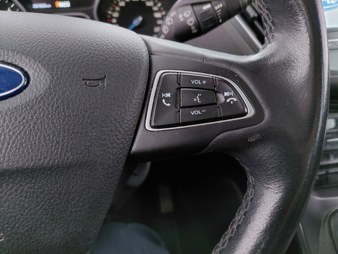 Ford C-MAX vaihtoauto