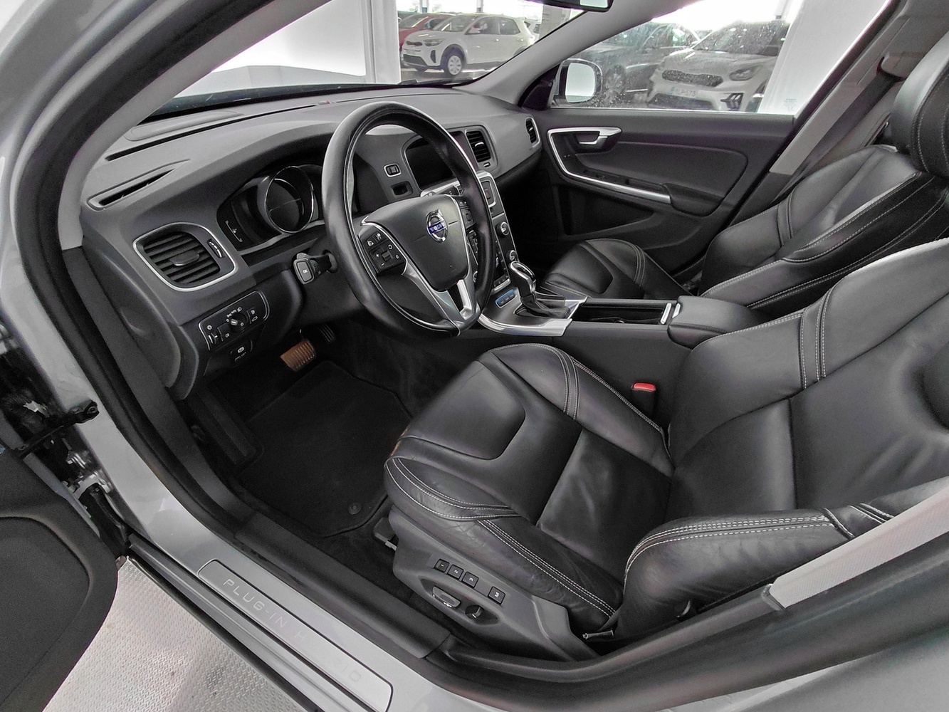 Volvo V60 vaihtoauto