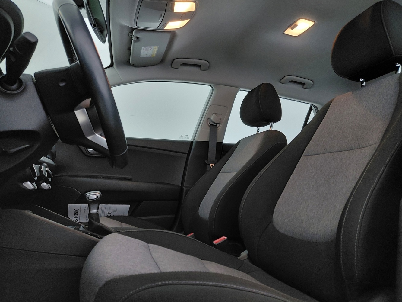 Kia Stonic vaihtoauto