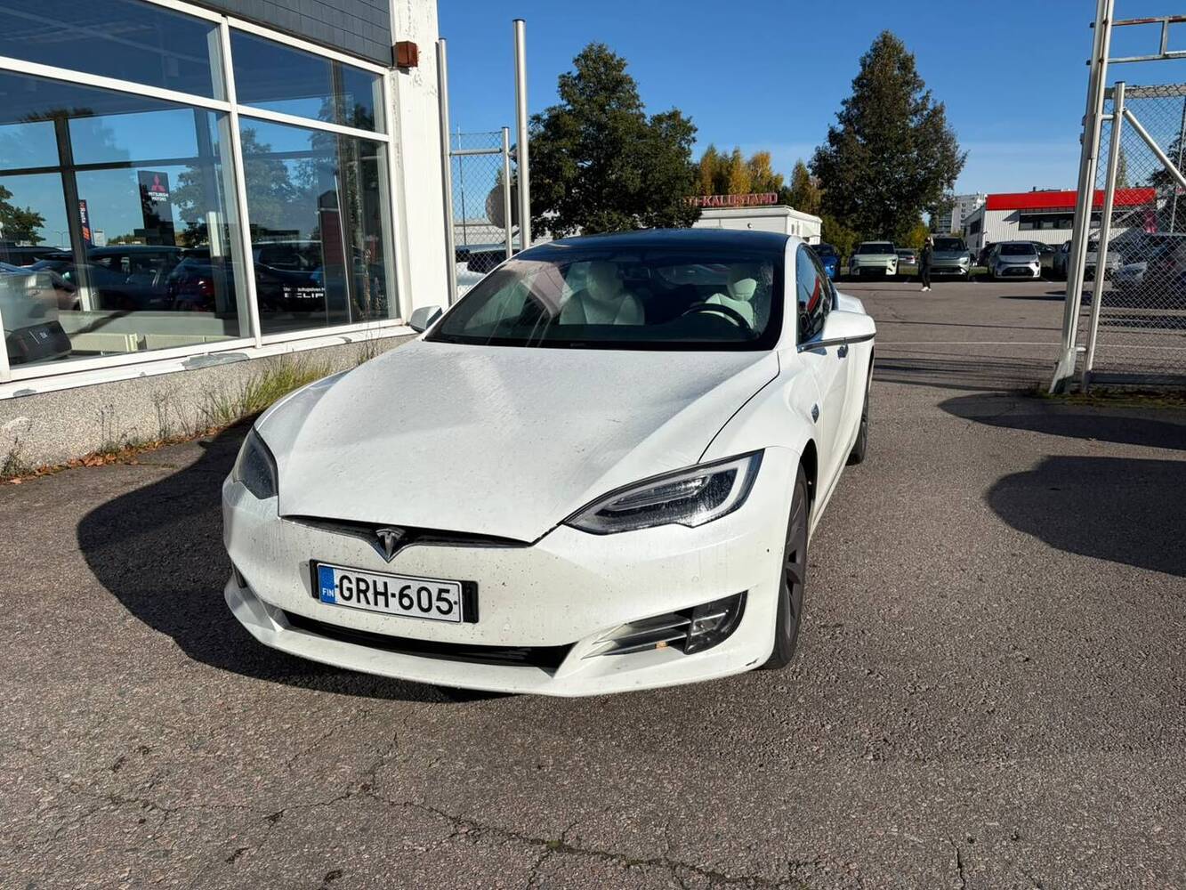 Tesla Model S vaihtoauto
