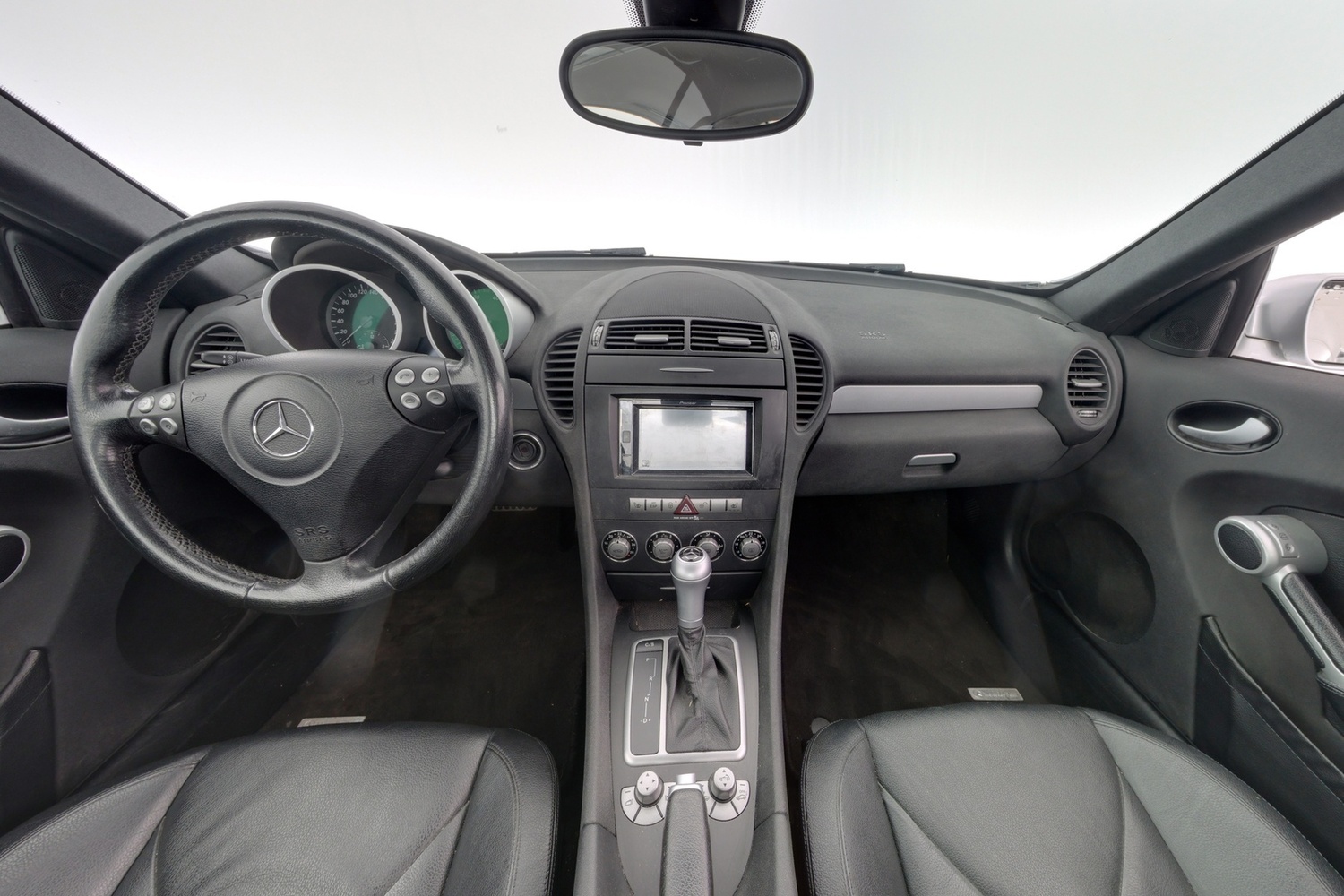 Mercedes-Benz SLK vaihtoauto