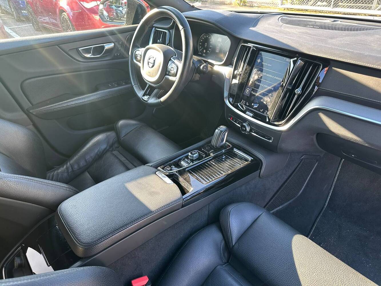 Volvo V60 vaihtoauto