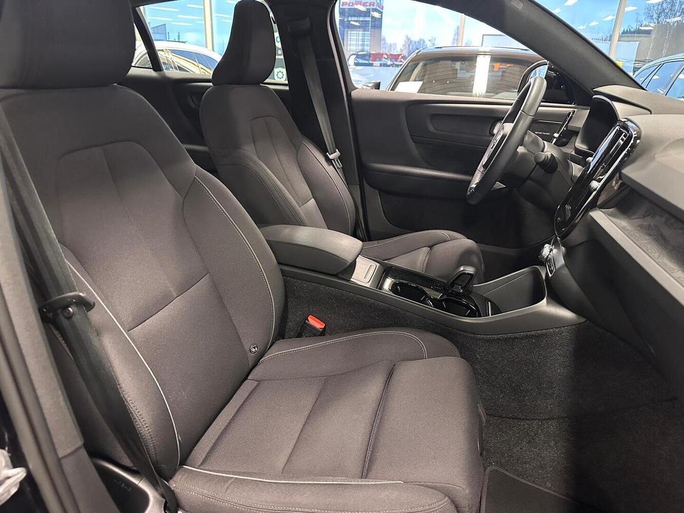 Volvo C40 vaihtoauto