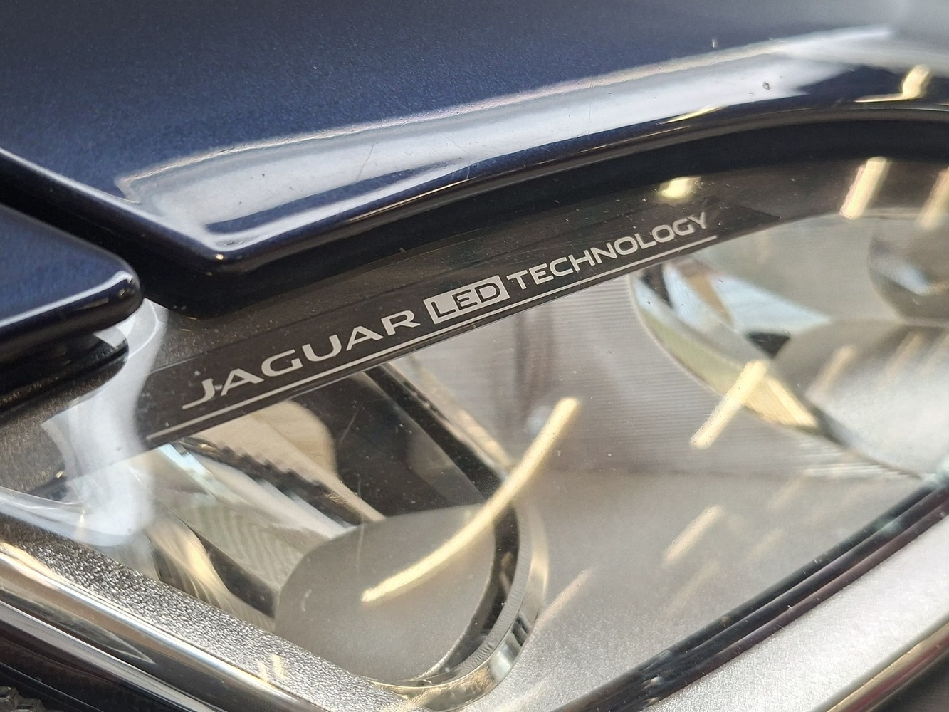 Jaguar F-PACE vaihtoauto
