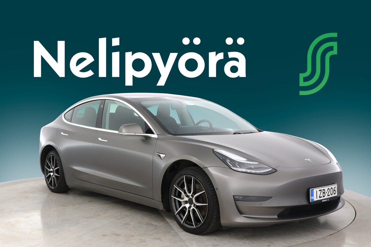 Tesla Model 3 vaihtoauto