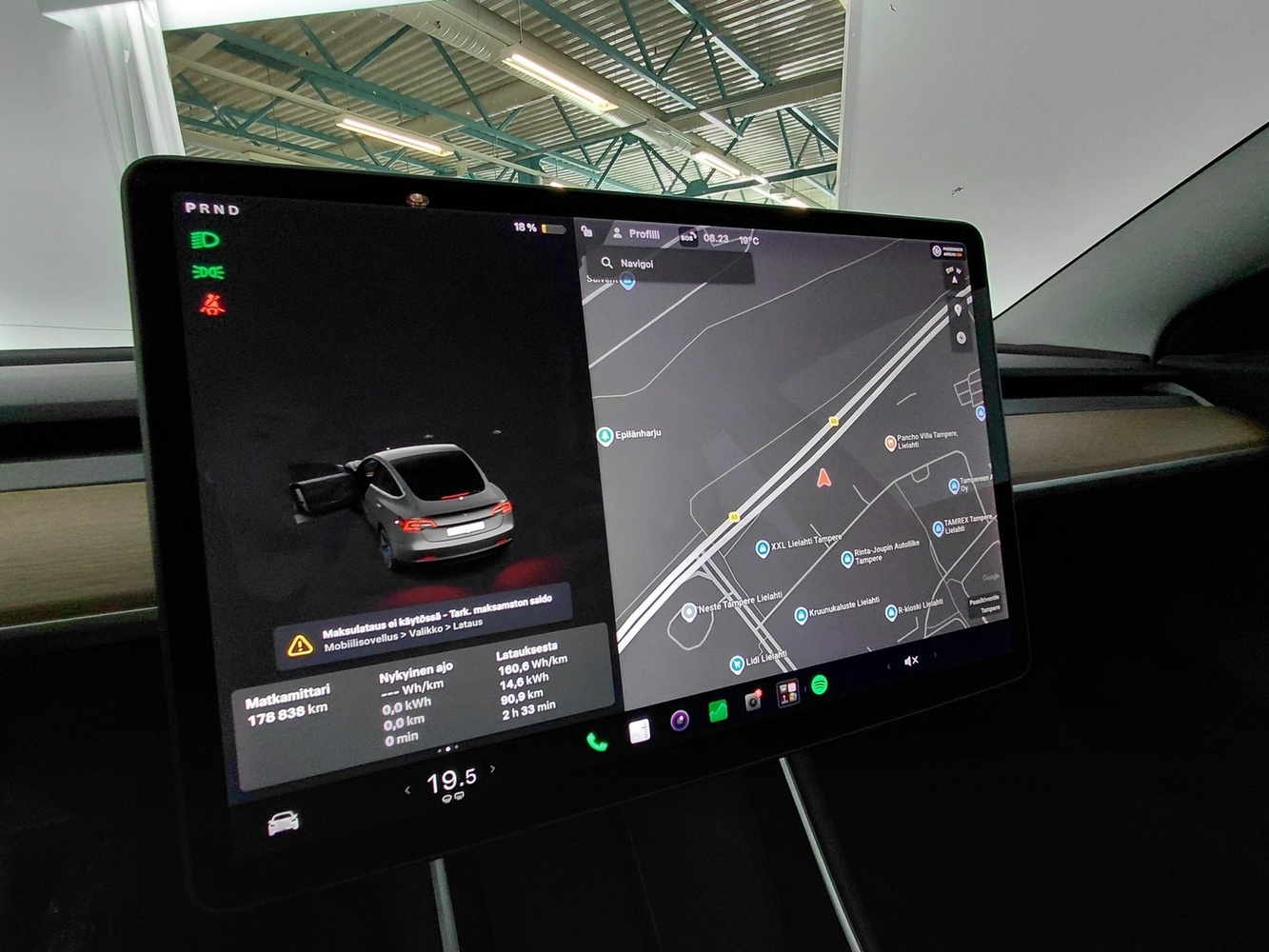 Tesla Model 3 vaihtoauto