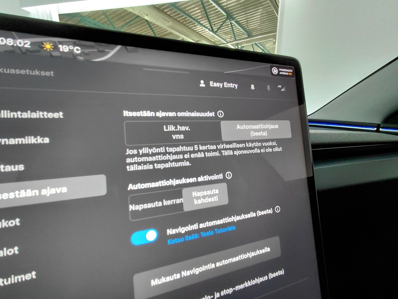 Tesla Model 3 vaihtoauto