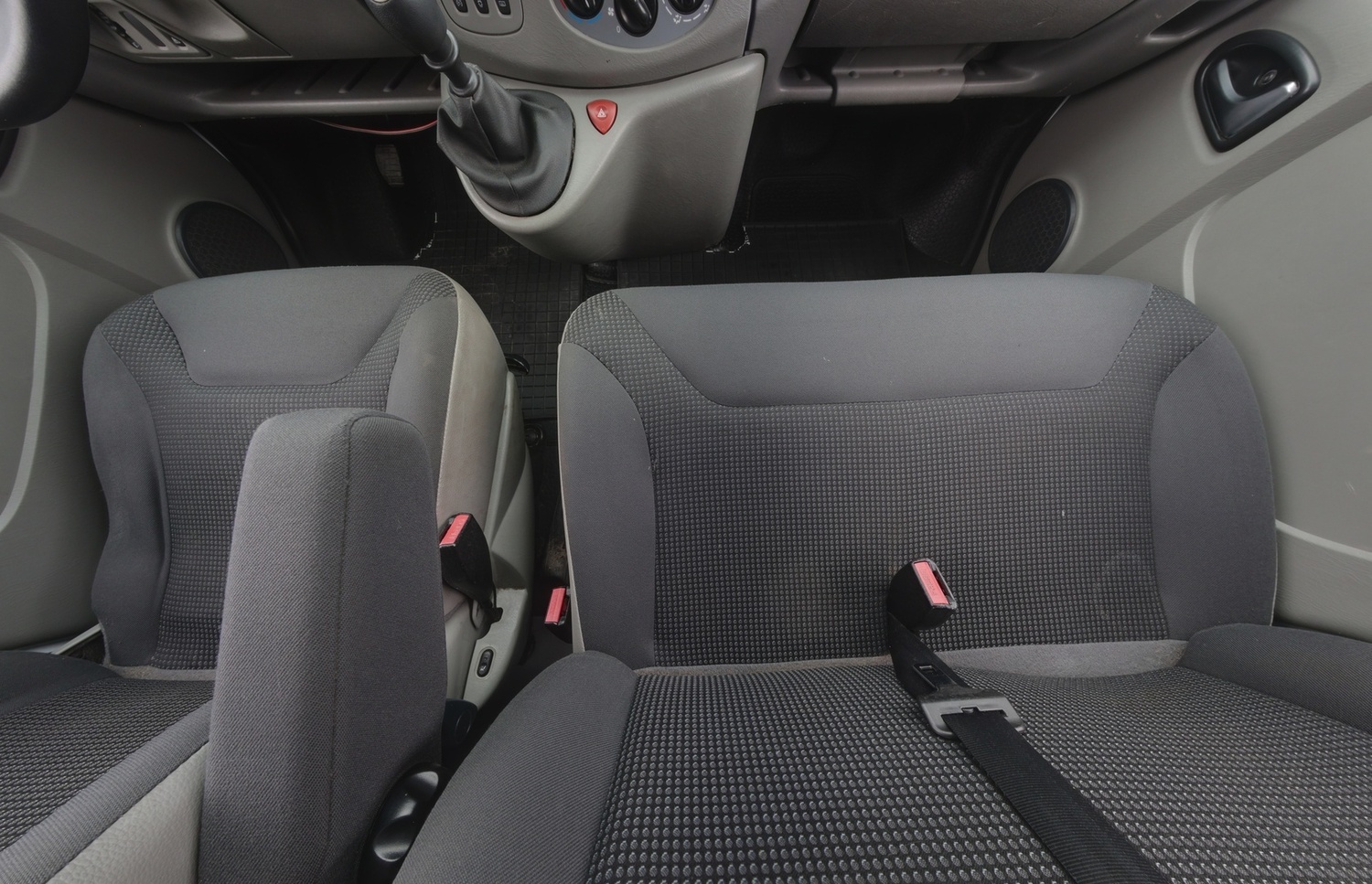 Opel Vivaro vaihtoauto