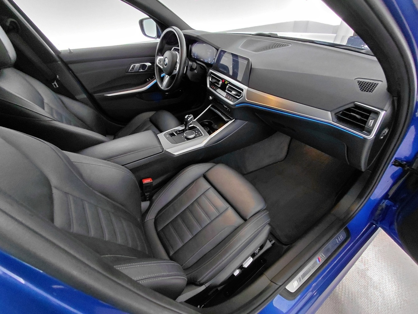 BMW 330 vaihtoauto