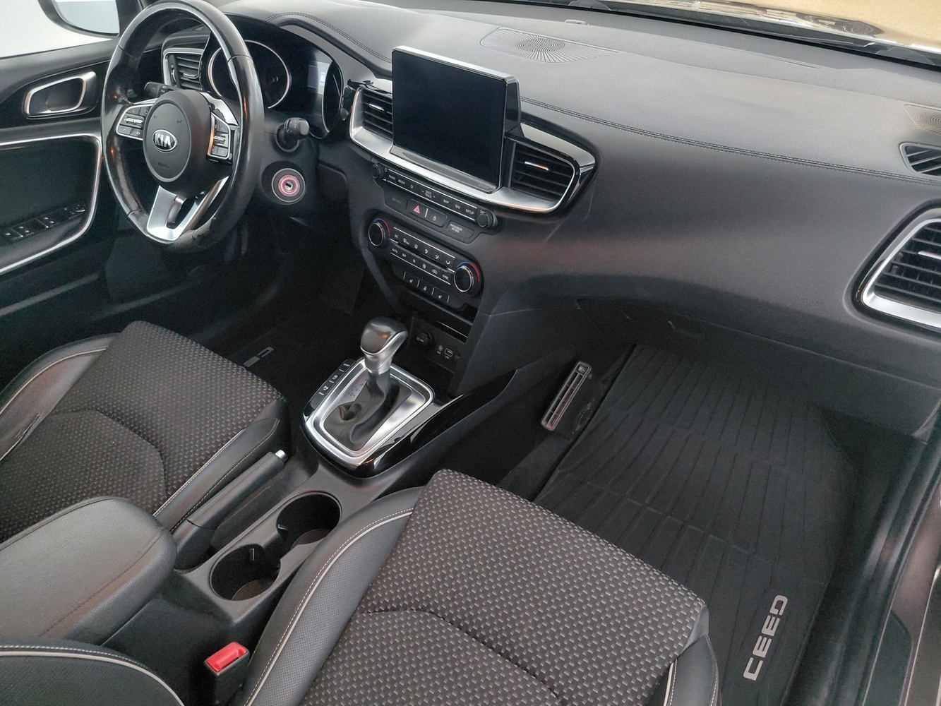 Kia Ceed vaihtoauto