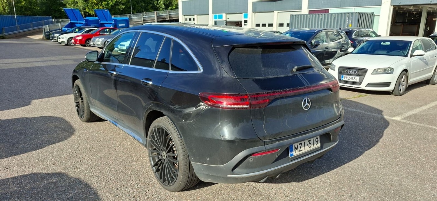 Mercedes-Benz EQC vaihtoauto