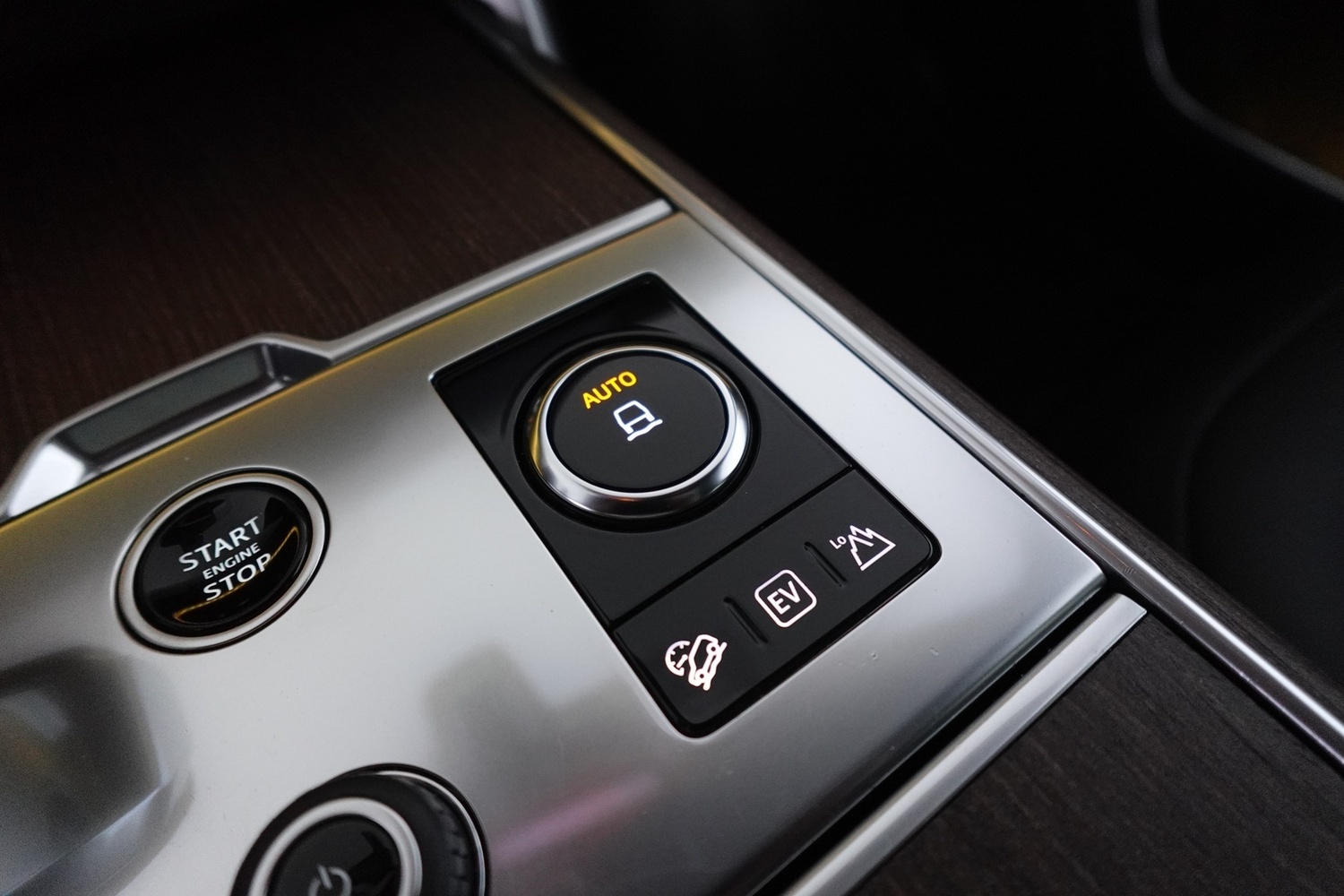Land Rover Range Rover vaihtoauto