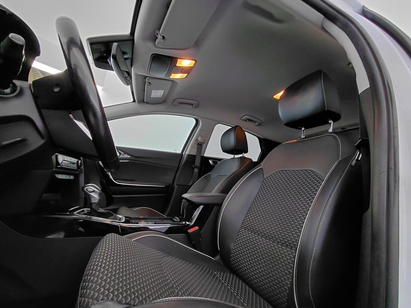 Kia XCeed vaihtoauto