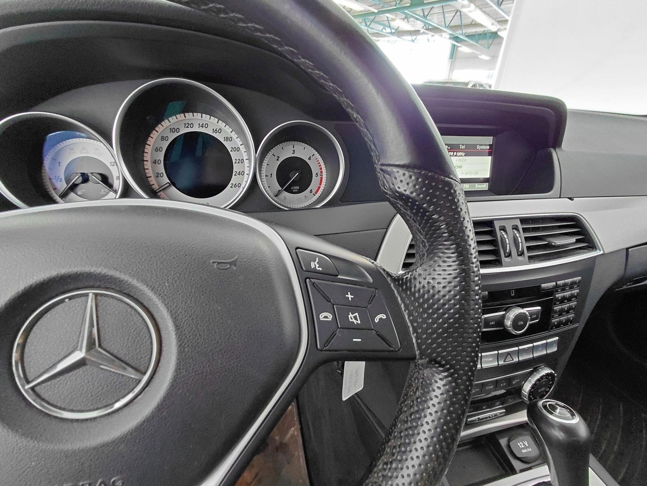 Mercedes-Benz C vaihtoauto