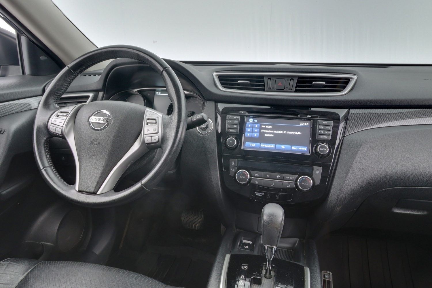 Nissan X-Trail vaihtoauto