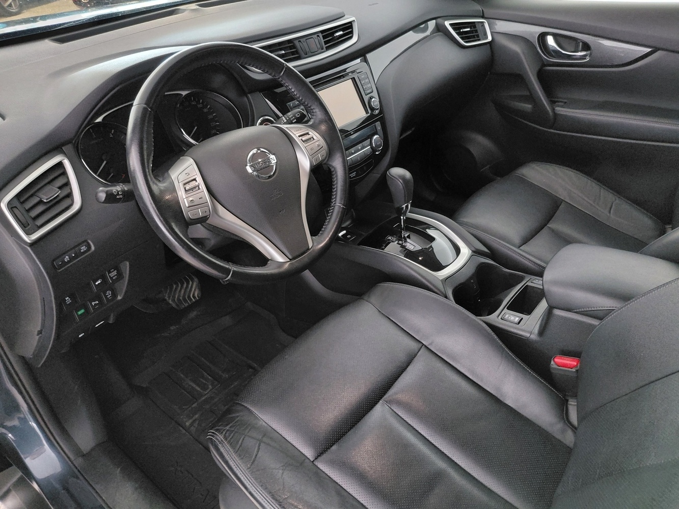 Nissan X-Trail vaihtoauto