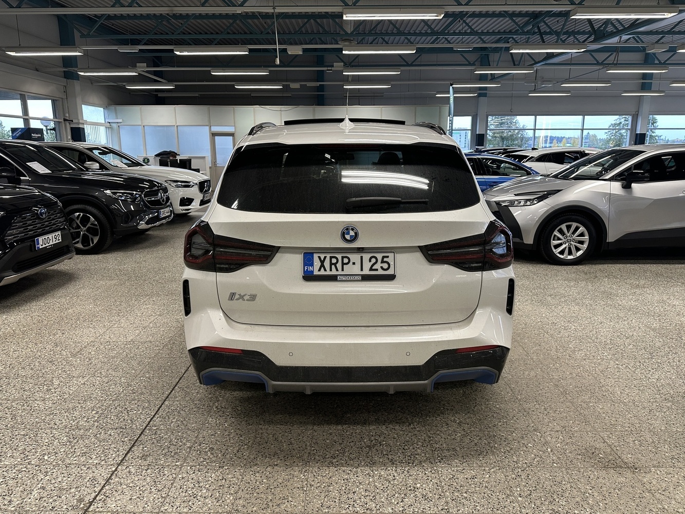 BMW iX3 vaihtoauto