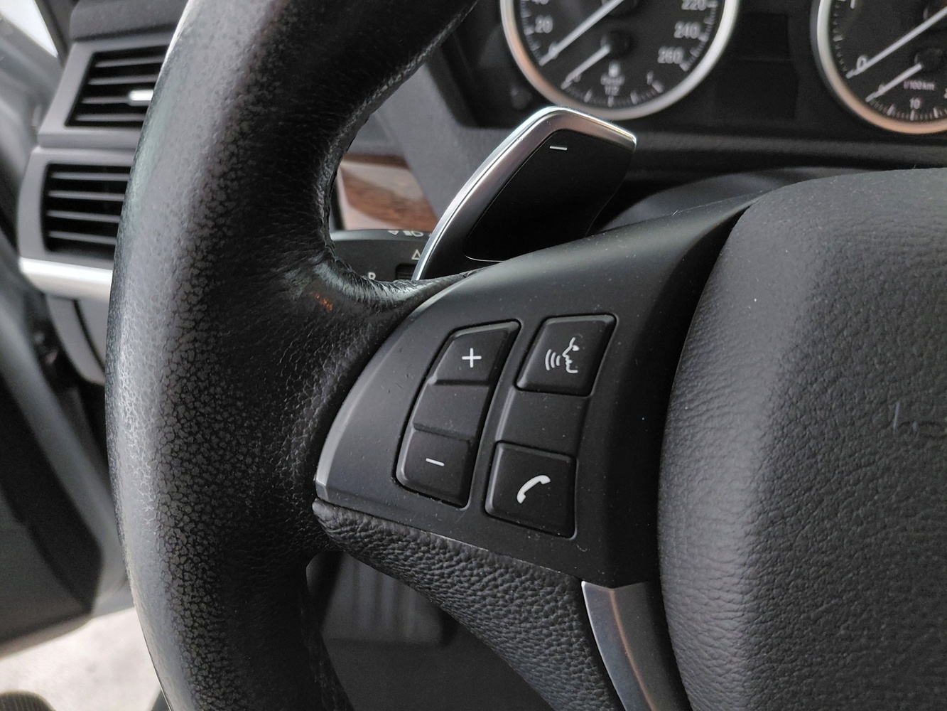 BMW X6 vaihtoauto