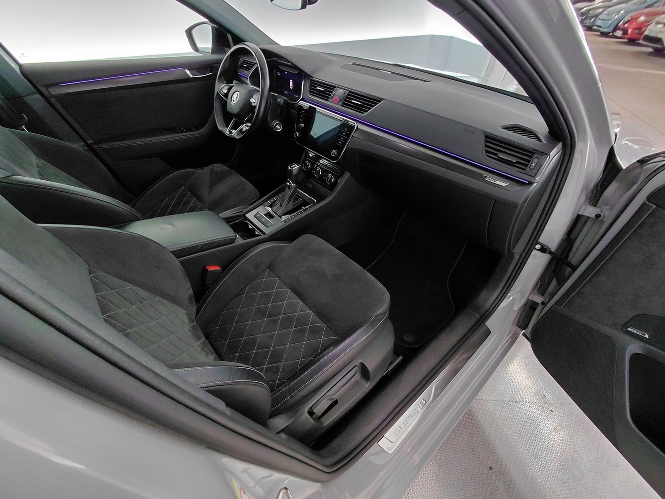 Skoda Superb vaihtoauto