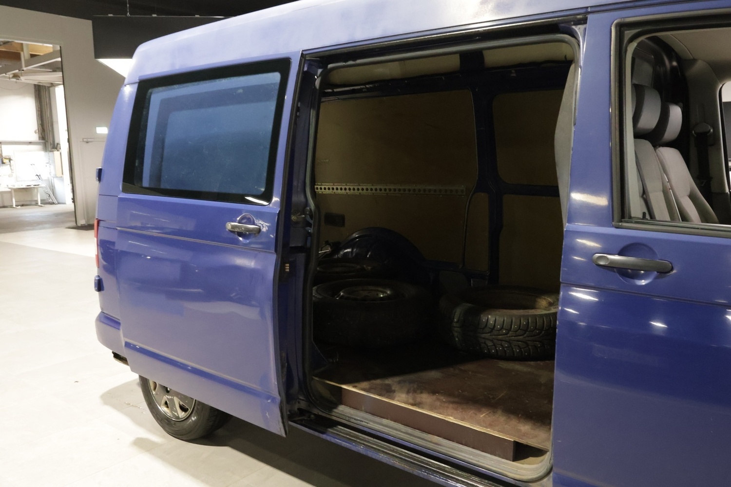 Volkswagen Transporter vaihtoauto