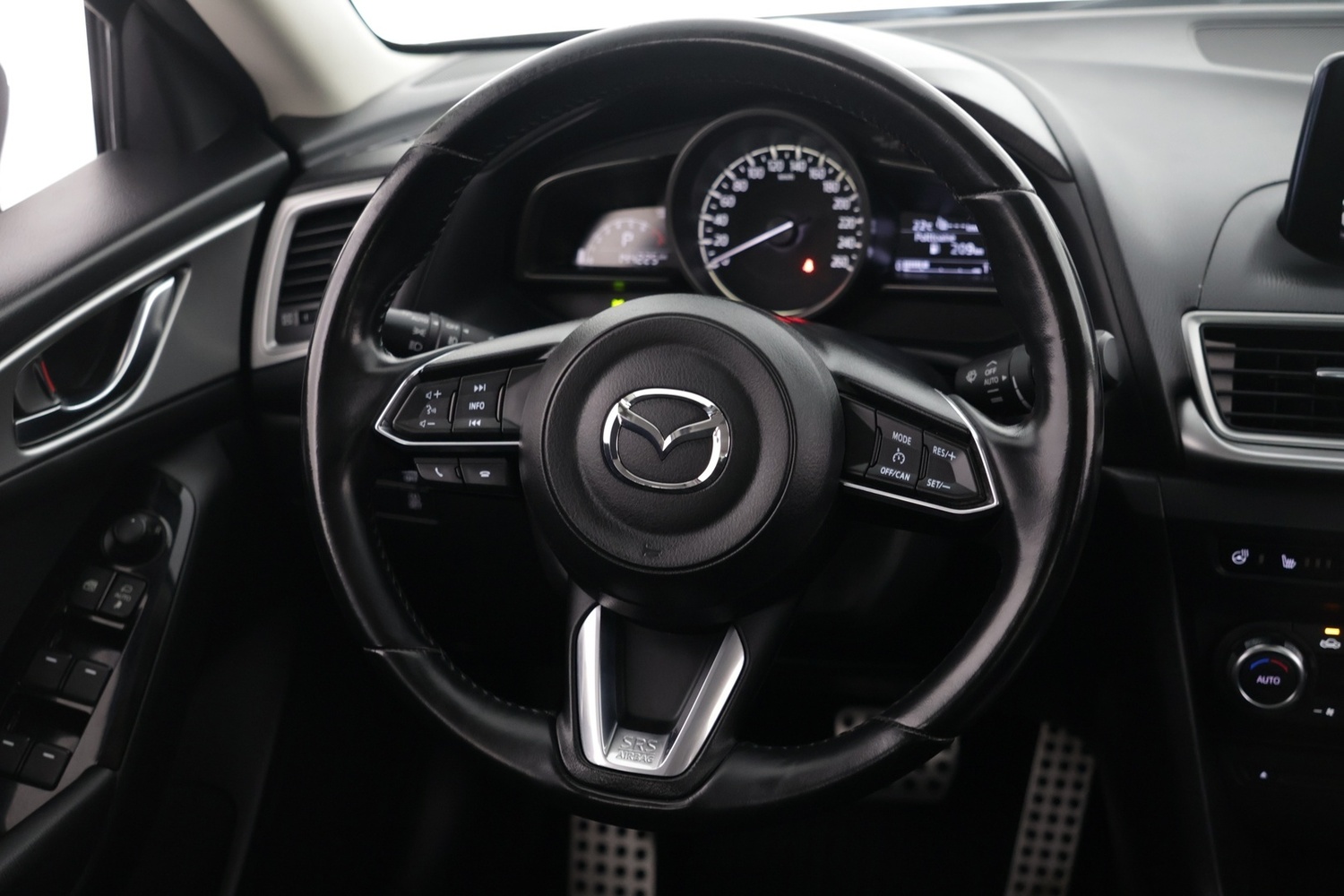 Mazda 3 vaihtoauto
