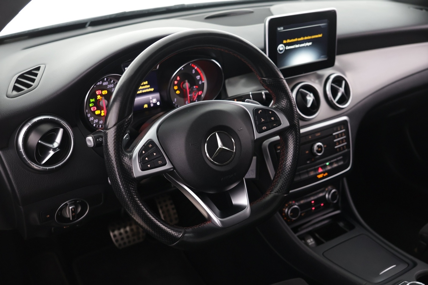 Mercedes-Benz CLA-sarja vaihtoauto