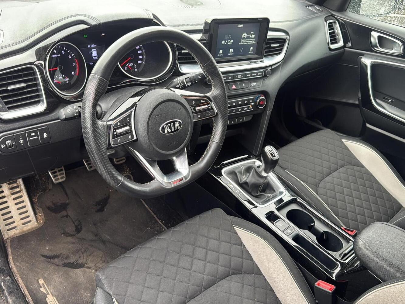 Kia Proceed vaihtoauto