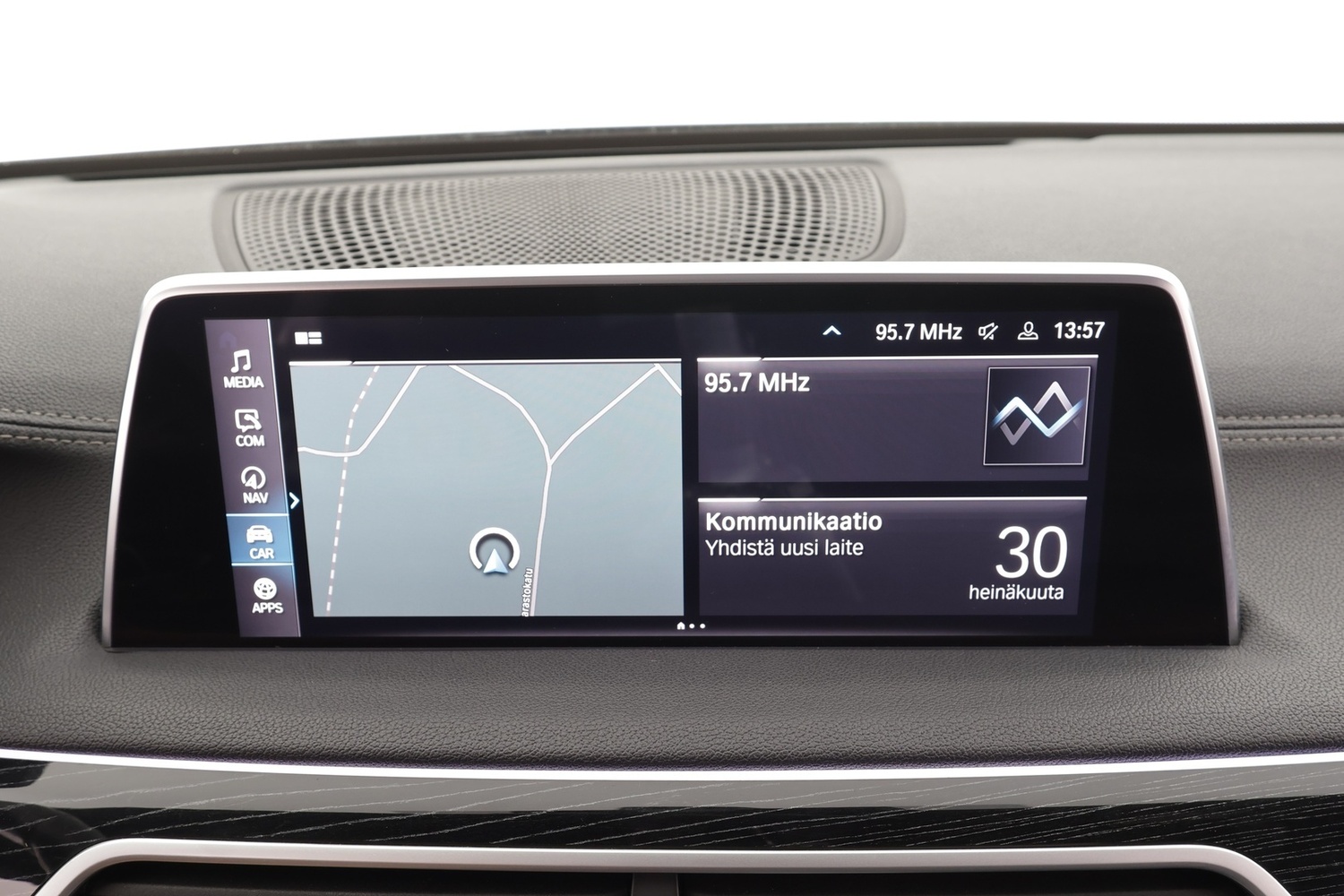 BMW 745 vaihtoauto