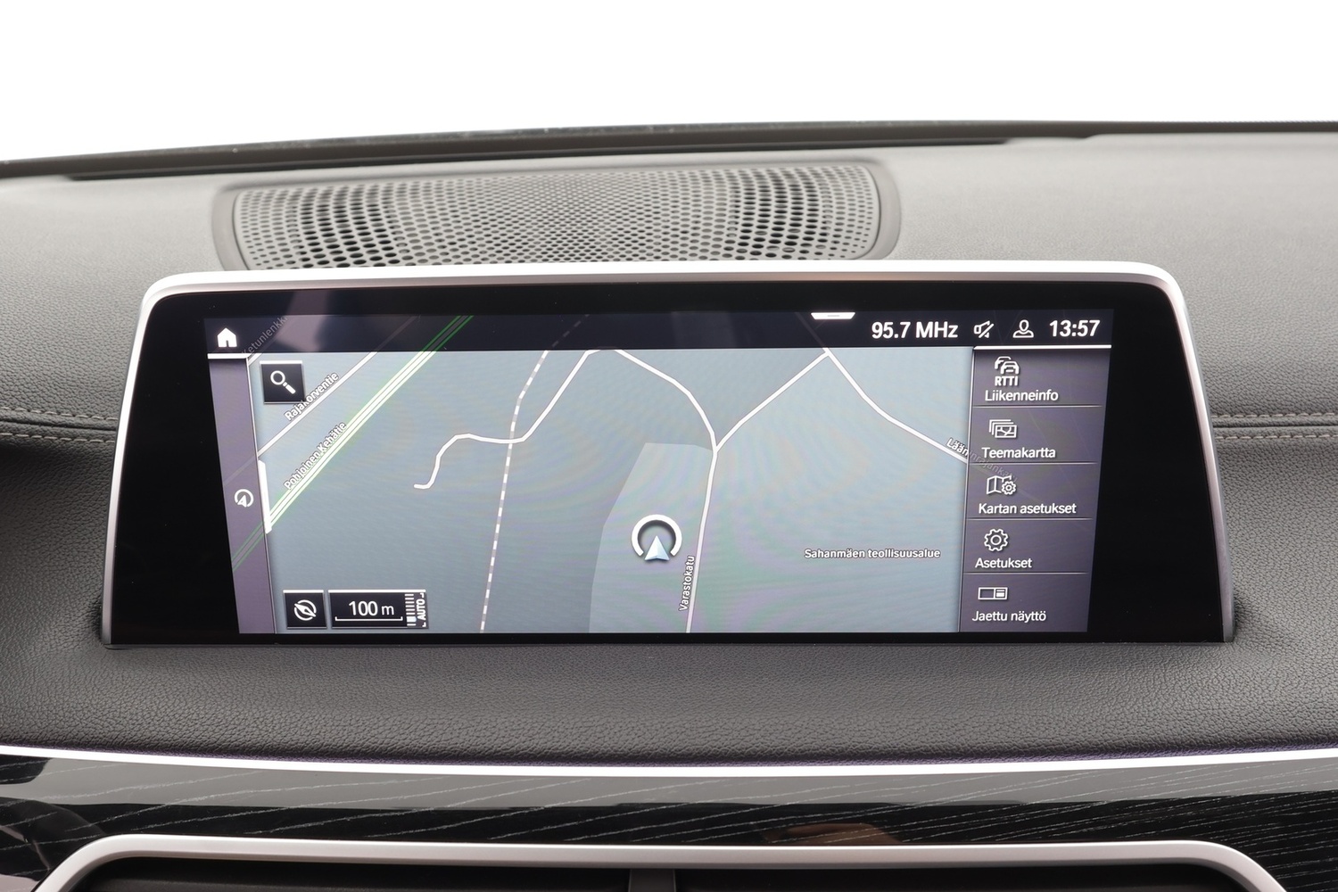 BMW 745 vaihtoauto